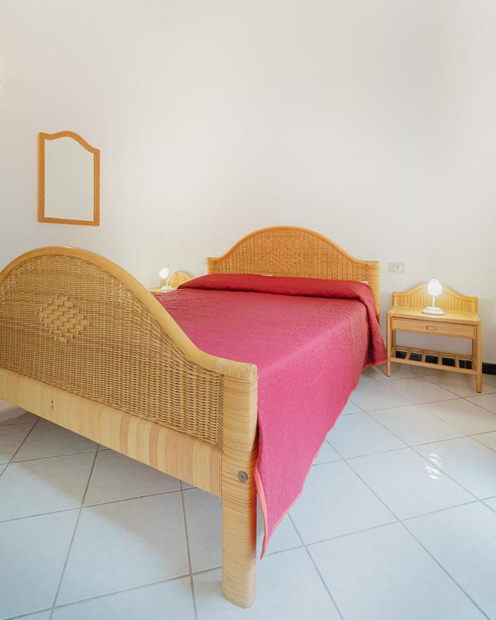Ambra Holiday Rooms Сан-Теодоро Екстер'єр фото