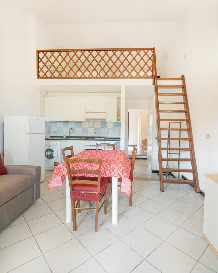 Ambra Holiday Rooms Сан-Теодоро Екстер'єр фото